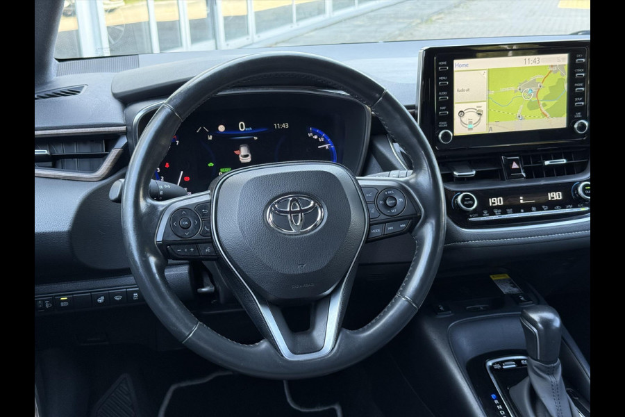 Toyota Corolla Touring Sports 1.8 Hybrid TREK | Parkeersensoren, Navigatie, Apple CarPlay/Android Auto, Stoel + Stuurverwarming