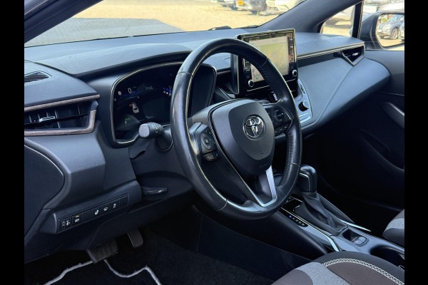Toyota Corolla Touring Sports 1.8 Hybrid TREK | Parkeersensoren, Navigatie, Apple CarPlay/Android Auto, Stoel + Stuurverwarming