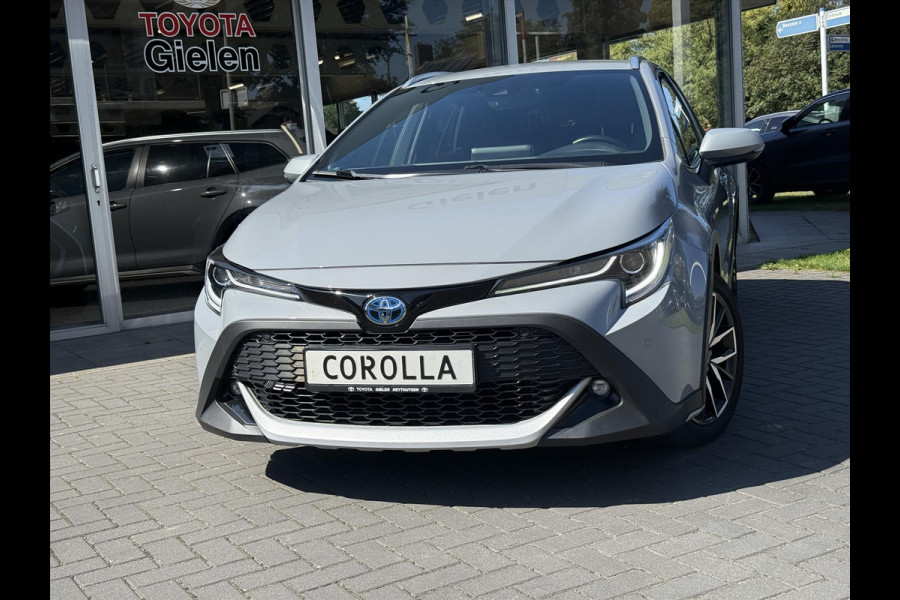Toyota Corolla Touring Sports 1.8 Hybrid TREK | Parkeersensoren, Navigatie, Apple CarPlay/Android Auto, Stoel + Stuurverwarming