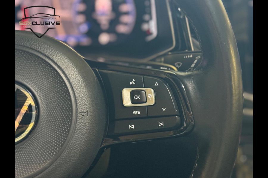 Volkswagen T-Roc 2.0 TSI 4Motion R PANO | ACC | BLINDSPOT | LANE ASSIST | BEATS | LEDER | BOMVOL!!!