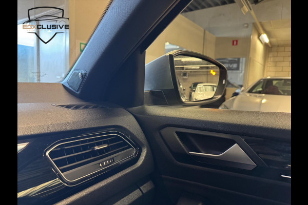 Volkswagen T-Roc 2.0 TSI 4Motion R PANO | ACC | BLINDSPOT | LANE ASSIST | BEATS | LEDER | BOMVOL!!!