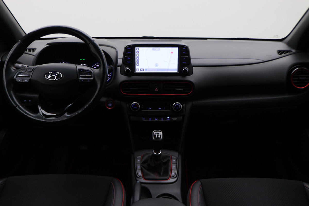 Hyundai Kona 1.0T Premium LED, Apple Carplay, Krell Audio, Stuur-/Stoelverw., Keyless, Camera, 18" Hyundai Kona 1.0T Premium LED, Apple Carplay, Krell Audio, Stuur-/Stoelverw., Keyless, Camera, 18"