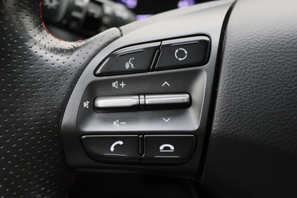 Hyundai Kona 1.0T Premium LED, Apple Carplay, Krell Audio, Stuur-/Stoelverw., Keyless, Camera, 18"