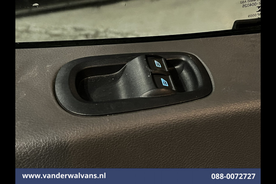 Ford Transit 2.0 TDCI 160pk Bakwagen Laadklep Euro6 Airco | Cruisecontrol | Verwarmde voorruit Bijrijdersbank, 940kg laadvermogen