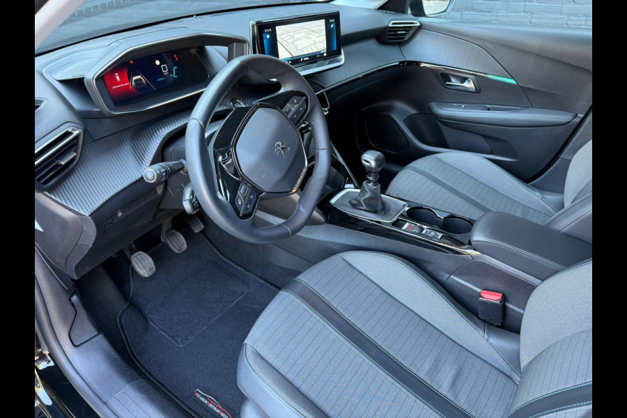 Peugeot 208 1.2 PureTech Blue Lease Allure NAVI | CARPLAY | CAMERA | PDC | KEYLESS | NWE APK