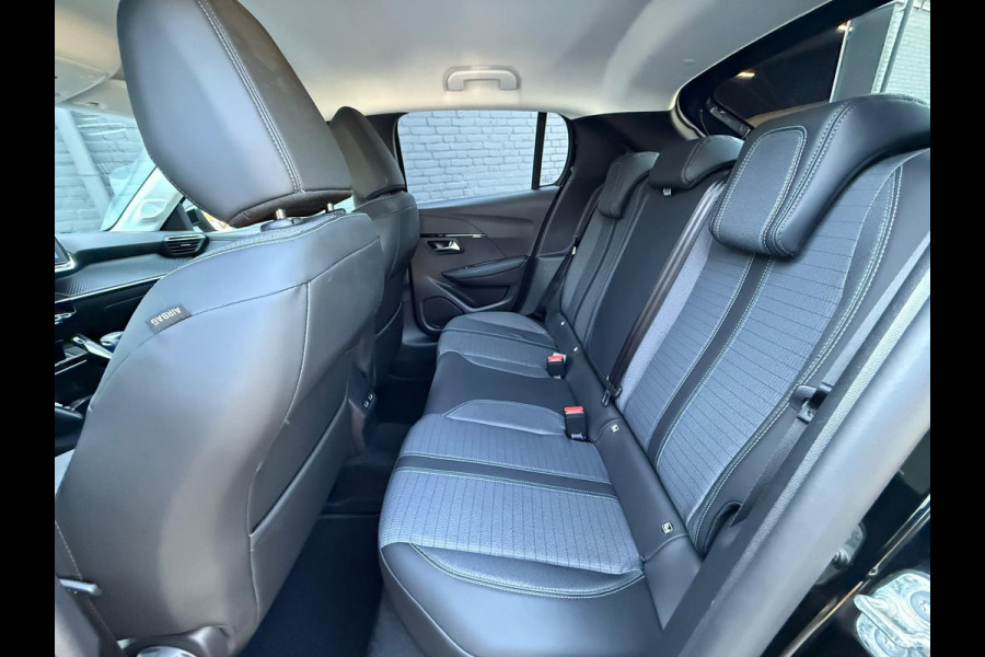 Peugeot 208 1.2 PureTech Blue Lease Allure NAVI | CARPLAY | CAMERA | PDC | KEYLESS | NWE APK