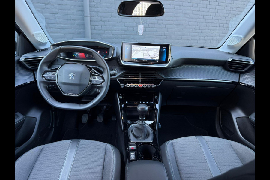 Peugeot 208 1.2 PureTech Blue Lease Allure NAVI | CARPLAY | CAMERA | PDC | KEYLESS | NWE APK