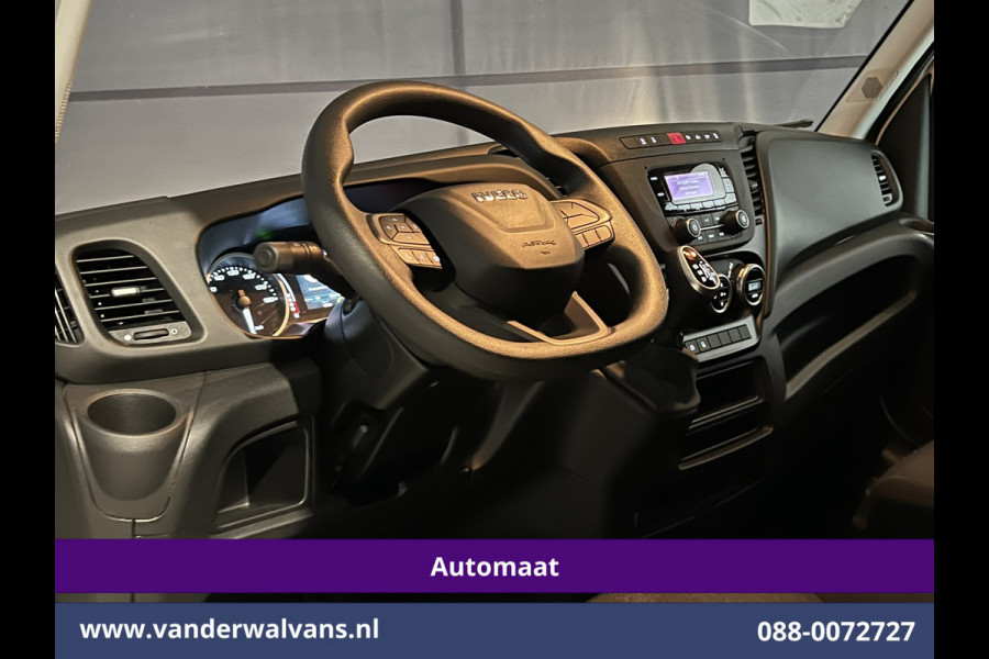 Iveco Daily 35S16V 160pk Automaat L3H2 Euro6 Airco | LED | 3500kg trekvermogen Bijrijdersbank