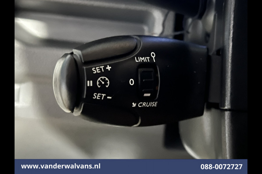 Peugeot Expert 2.0 BlueHDI 123pk L1H1 Euro6 Airco | Camera | Navigatie | Apple Carplay | Android Auto | 2500kg Trekhaak Cruisecontrol, Parkeersensoren, Bijrijdersbank