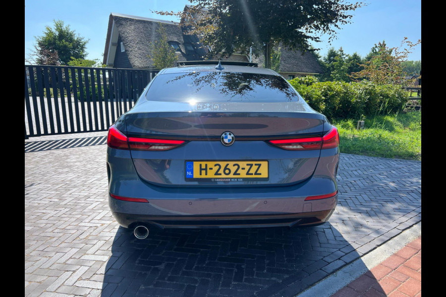 BMW 2 Serie Gran Coupé 218i High Executive Edition | Panoramadak | Lederen Bekleding | Led koplampen | NL-Auto |