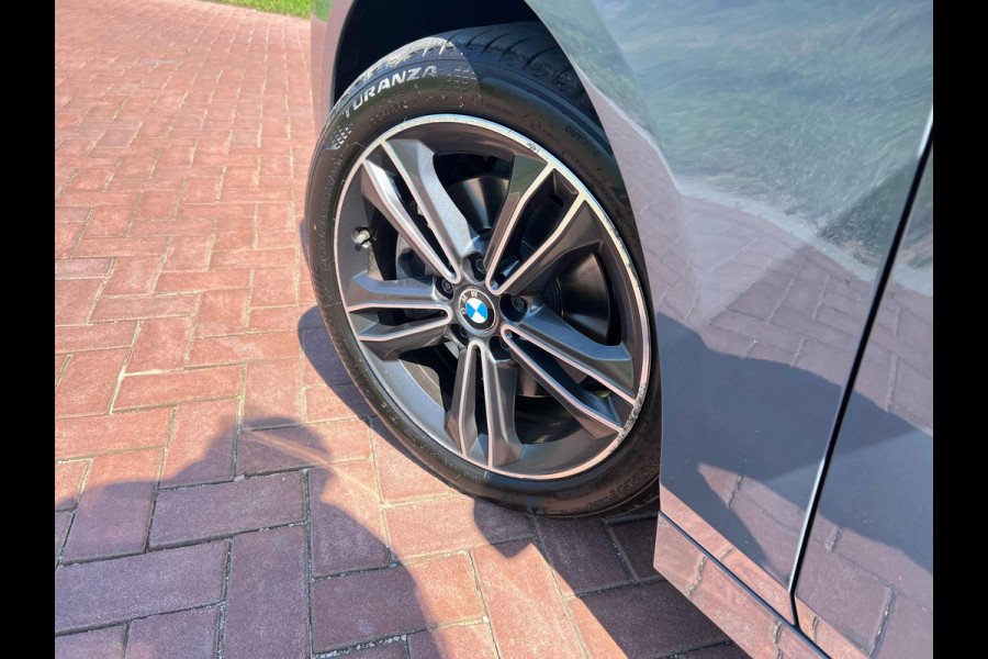 BMW 2 Serie Gran Coupé 218i High Executive Edition | Panoramadak | Lederen Bekleding | Led koplampen | NL-Auto |