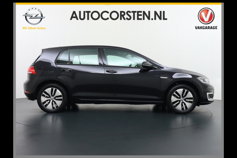 Volkswagen e-Golf E-DITION AUT. Adaptive Cruise Apple Carplay Android Navi Climatronic Pdc Led Regen-Lichtsensor 36kWh Bluetooth Car-Net App-Connect Licht-/regensensor App-Connect 1e Eigenaar, 8 jaar of 160.000 kilometer garantie op de hoogvoltaccu vanaf nieuw