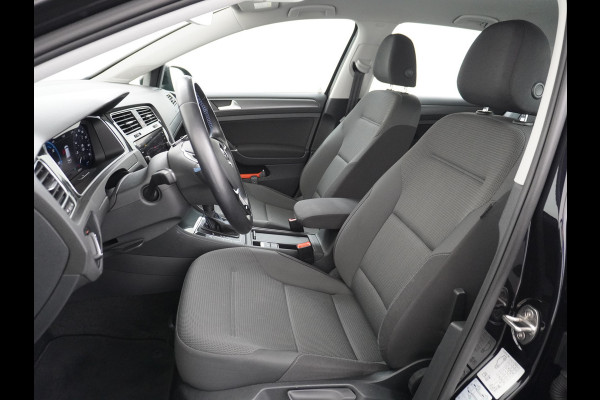 Volkswagen e-Golf E-DITION AUT. Adaptive Cruise Apple Carplay Android Navi Climatronic Pdc Led Regen-Lichtsensor 36kWh Bluetooth Car-Net App-Connect Licht-/regensensor App-Connect 1e Eigenaar, 8 jaar of 160.000 kilometer garantie op de hoogvoltaccu vanaf nieuw