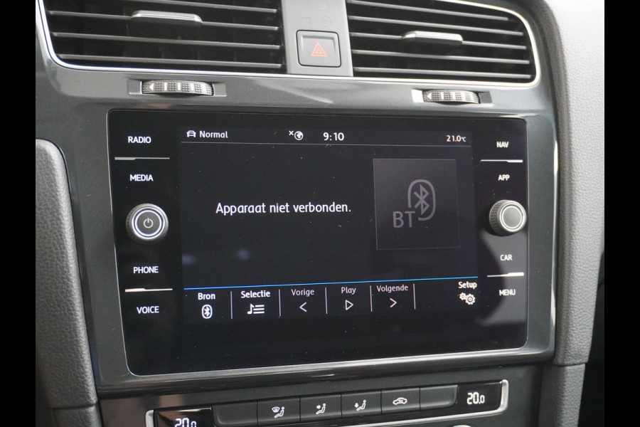 Volkswagen e-Golf E-DITION AUT. Adaptive Cruise Apple Carplay Android Navi Climatronic Pdc Led Regen-Lichtsensor 36kWh Bluetooth Car-Net App-Connect Licht-/regensensor App-Connect 1e Eigenaar, 8 jaar of 160.000 kilometer garantie op de hoogvoltaccu vanaf nieuw