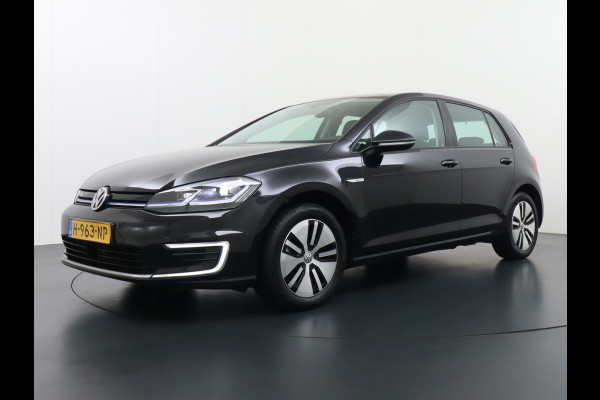 Volkswagen e-Golf E-DITION AUT. Adaptive Cruise Apple Carplay Android Navi Climatronic Pdc Led Regen-Lichtsensor 36kWh Bluetooth Car-Net App-Connect Licht-/regensensor App-Connect 1e Eigenaar, 8 jaar of 160.000 kilometer garantie op de hoogvoltaccu vanaf nieuw