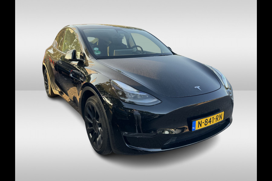 Tesla Model Y Long Range AWD 75 kWh / Autopilot / Panoramadak / Camera / 21'' / Keyless / Leder / Dodehoek / Navigatie / Stoelverwarming