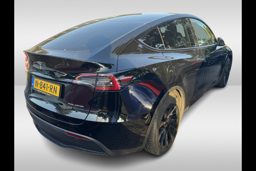 Tesla Model Y Long Range AWD 75 kWh / Autopilot / Panoramadak / Camera / 21'' / Keyless / Leder / Dodehoek / Navigatie / Stoelverwarming