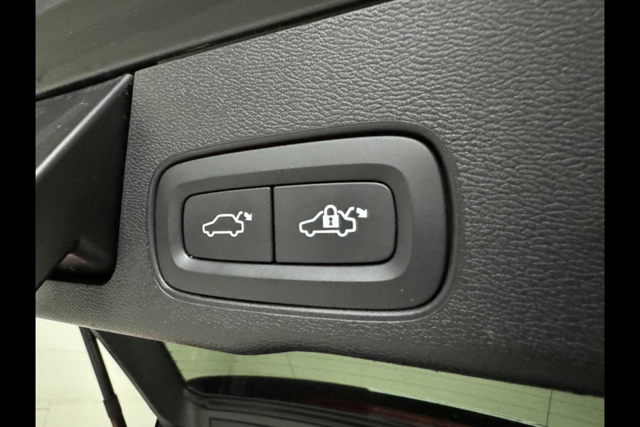 Volvo XC60 2.0 Recharge T6 AWD R-Design Pano H/K 360º Autopilot