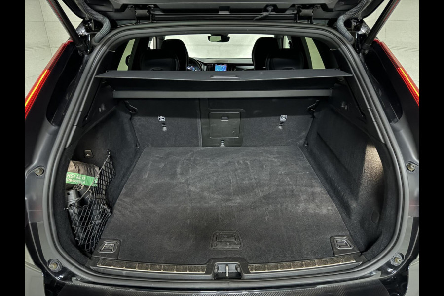 Volvo XC60 2.0 Recharge T6 AWD R-Design Pano H/K 360º Autopilot