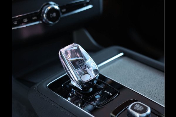 Volvo XC90 T8 AWD Ultra Dark *Pano*Trekhaak*B&W*