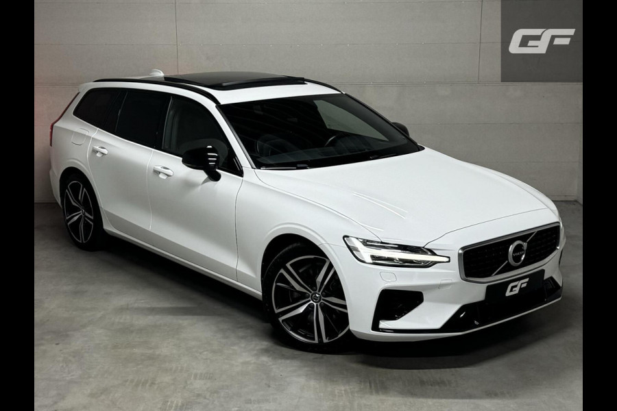 Volvo V60 2.0 T8 Recharge AWD R-Design Pano H/K Trekh. CarPlay
