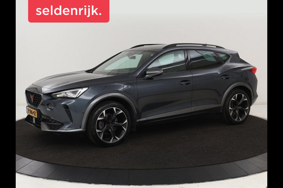 CUPRA Formentor 1.4 e-Hybrid | Leder | Trekhaak | Stoel & stuurverwarming | Carplay | Camera | Memory | Sfeerverlichting | Keyless | Full LED | PHEV