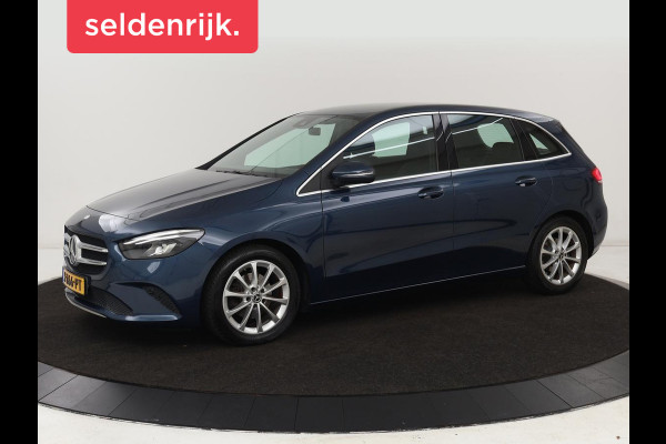 Mercedes-Benz B-Klasse 180 Advantage | Stoelverwarming | Camera | Carplay | Trekhaak | Full LED | Navigatie | Half leder | Climate control | Park Assist