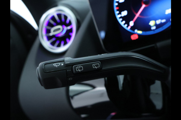 Mercedes-Benz GLA 250 e AMG Plug-In Hybride | Panoramadak | Elect bed. voorstoelen met menory | Camera achter parking support | 5 spaakslichtmetalen velgen | Inclusief 24 maanden MB Certified garantie voor Europa.