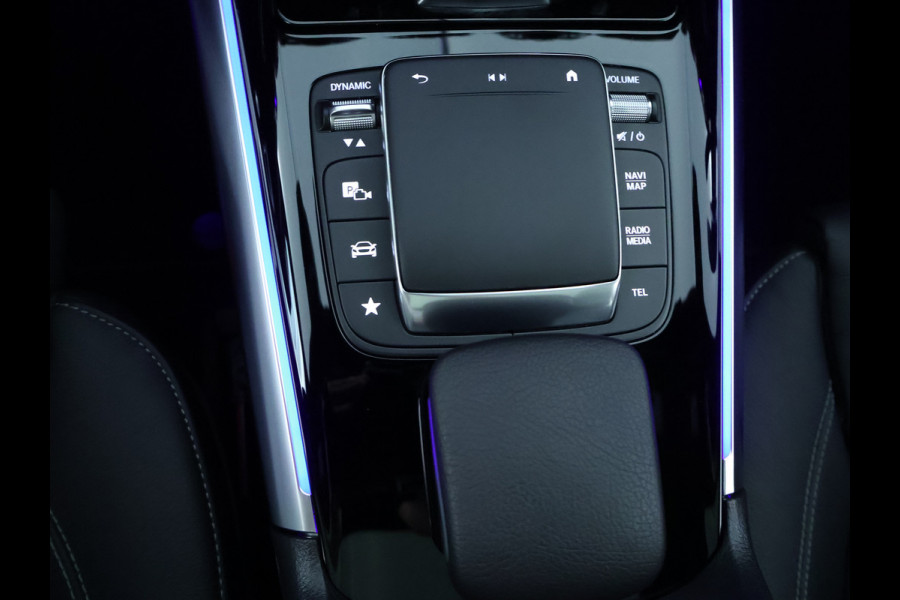 Mercedes-Benz GLA 250 e AMG Plug-In Hybride | Panoramadak | Elect bed. voorstoelen met menory | Camera achter parking support | 5 spaakslichtmetalen velgen | Inclusief 24 maanden MB Certified garantie voor Europa.
