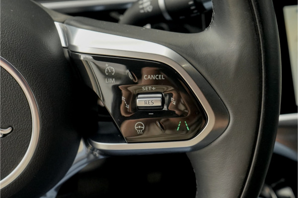 Jaguar I-PACE EV320 SE Business 90 kWh 3 Fase Laden Pano CarPlay
