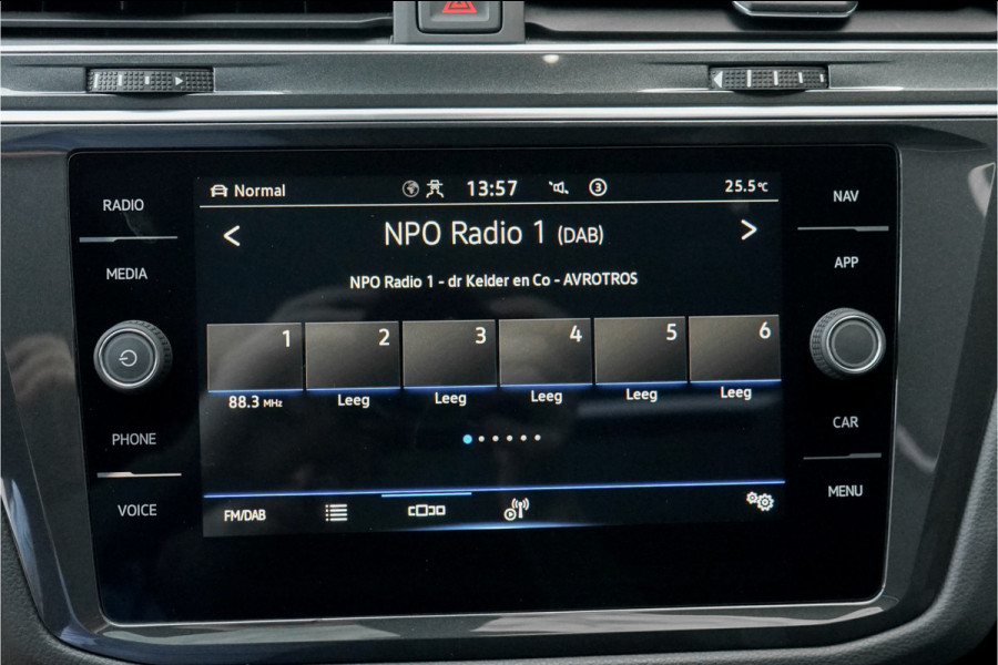 Volkswagen Tiguan 1.4 TSI eHybrid R-Line Pano HUD 360° Black Style Trekhaak