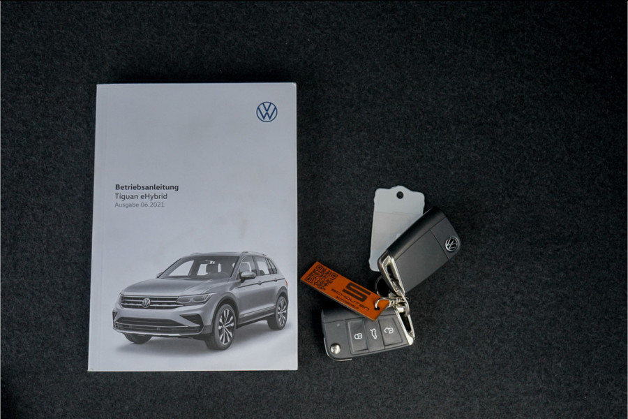 Volkswagen Tiguan 1.4 TSI eHybrid R-Line Pano HUD 360° Black Style Trekhaak
