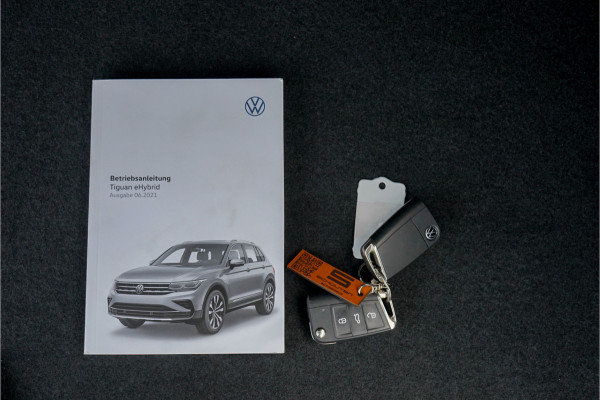 Volkswagen Tiguan 1.4 TSI eHybrid R-Line Pano HUD 360° Black Style Trekhaak