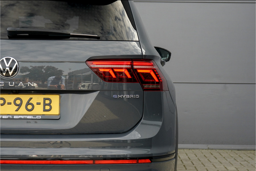 Volkswagen Tiguan 1.4 TSI eHybrid R-Line Pano HUD 360° Black Style Trekhaak