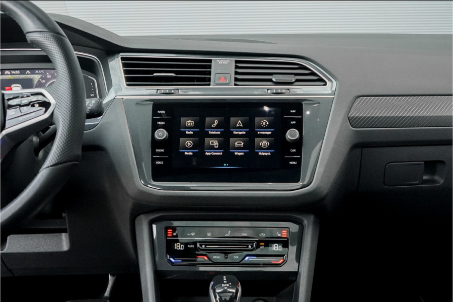Volkswagen Tiguan 1.4 TSI eHybrid R-Line Pano HUD 360° Black Style Trekhaak