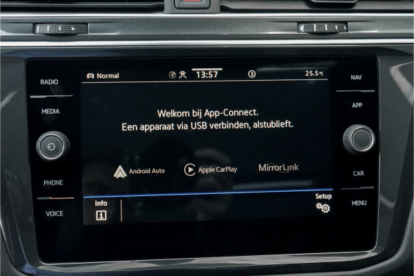Volkswagen Tiguan 1.4 TSI eHybrid R-Line Pano HUD 360° Black Style Trekhaak