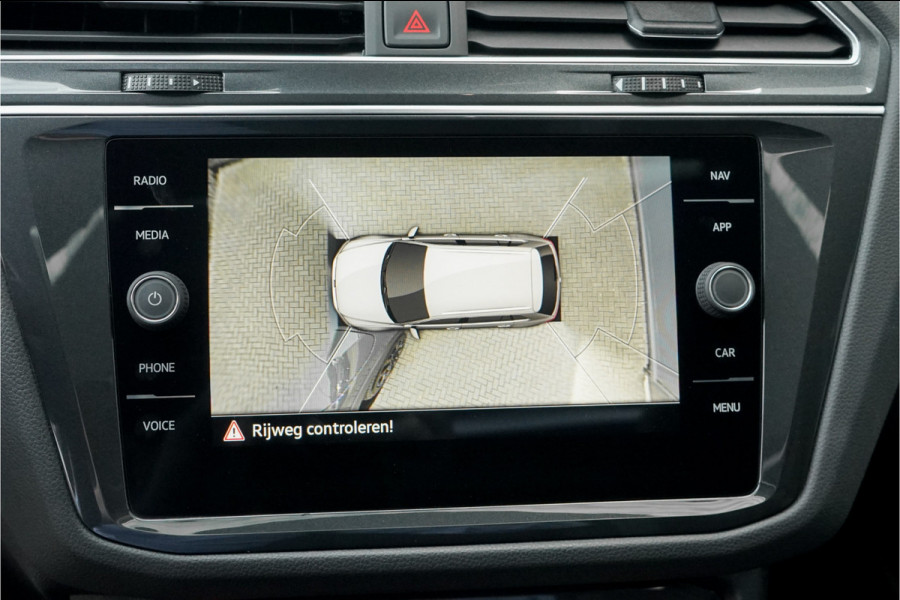 Volkswagen Tiguan 1.4 TSI eHybrid R-Line Pano HUD 360° Black Style Trekhaak