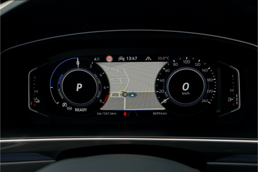Volkswagen Tiguan 1.4 TSI eHybrid R-Line Pano HUD 360° Black Style Trekhaak