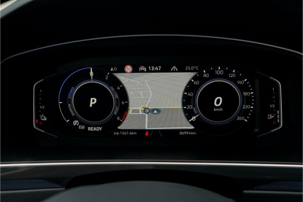 Volkswagen Tiguan 1.4 TSI eHybrid R-Line Pano HUD 360° Black Style Trekhaak