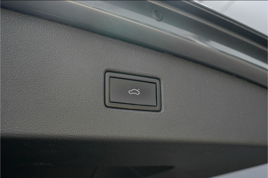 Volkswagen Tiguan 1.4 TSI eHybrid R-Line Pano HUD 360° Black Style Trekhaak