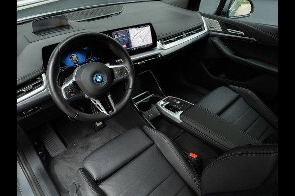 BMW 2 Serie Active Tourer 225e xDrive M-Sport - Pano - Head-up - Harman Kardon