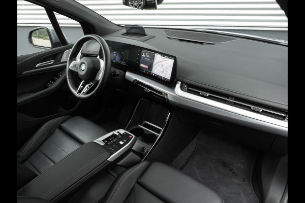 BMW 2 Serie Active Tourer 225e xDrive M-Sport - Pano - Head-up - Harman Kardon