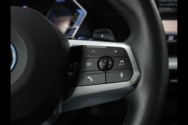 BMW 2 Serie Active Tourer 225e xDrive M-Sport - Pano - Head-up - Harman Kardon