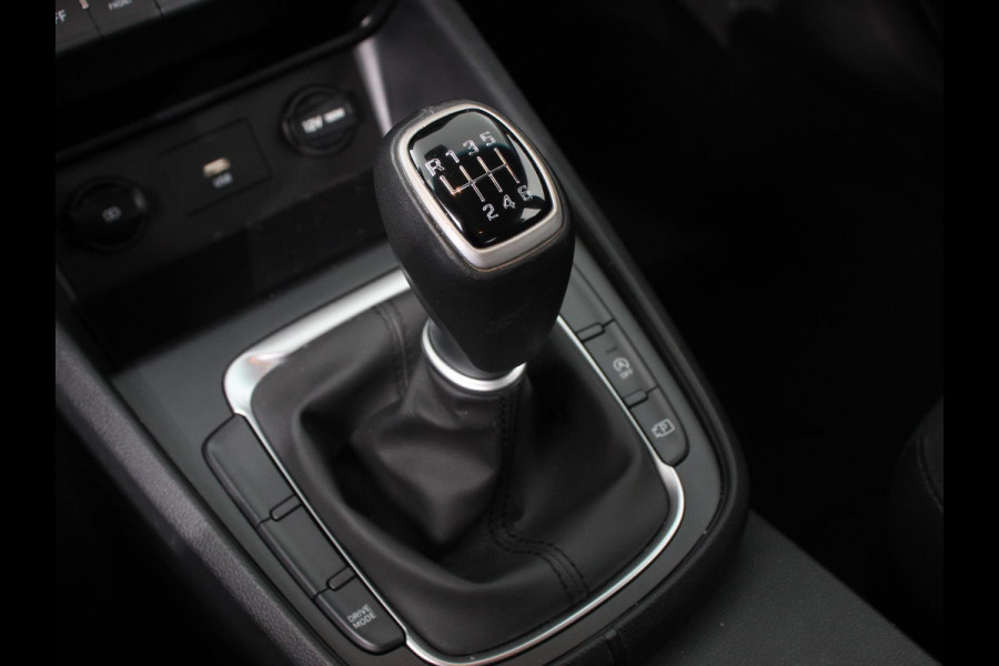 Hyundai Kona 1.0 T-GDI Comfort Climate control Cruise control Parkeersensoren LED Keyless Navigatie Apple Carplay/ Android Auto