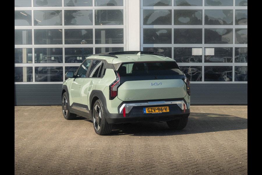 Kia EV3 Plus Advanced 81.4 kWh | Als nieuw | Nieuwprijs bijna € 45.000,00!