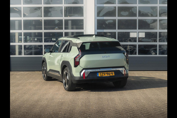 Kia EV3 Plus Advanced 81.4 kWh | Als nieuw | Nieuwprijs bijna € 45.000,00!