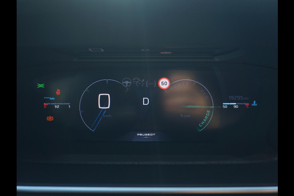 Peugeot 208 Hybrid 136 e-DCS6 GT