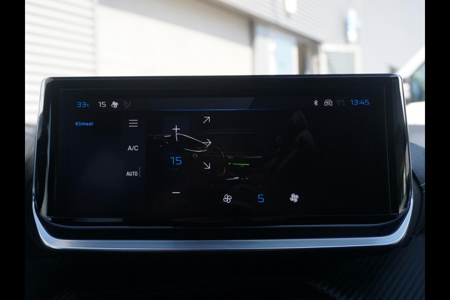 Peugeot 208 Hybrid 136 e-DCS6 GT
