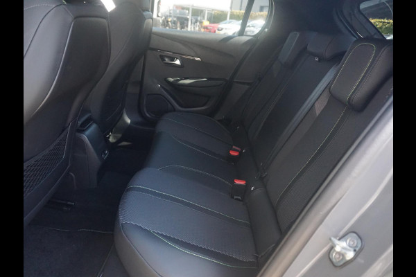Peugeot 208 Hybrid 136 e-DCS6 GT
