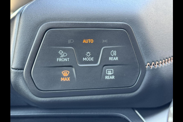 CUPRA Born Business 82 kWh Adaptive cruise Climate control Stoel- en stuurverwarming Full LED Apple Carplay Android Auto
